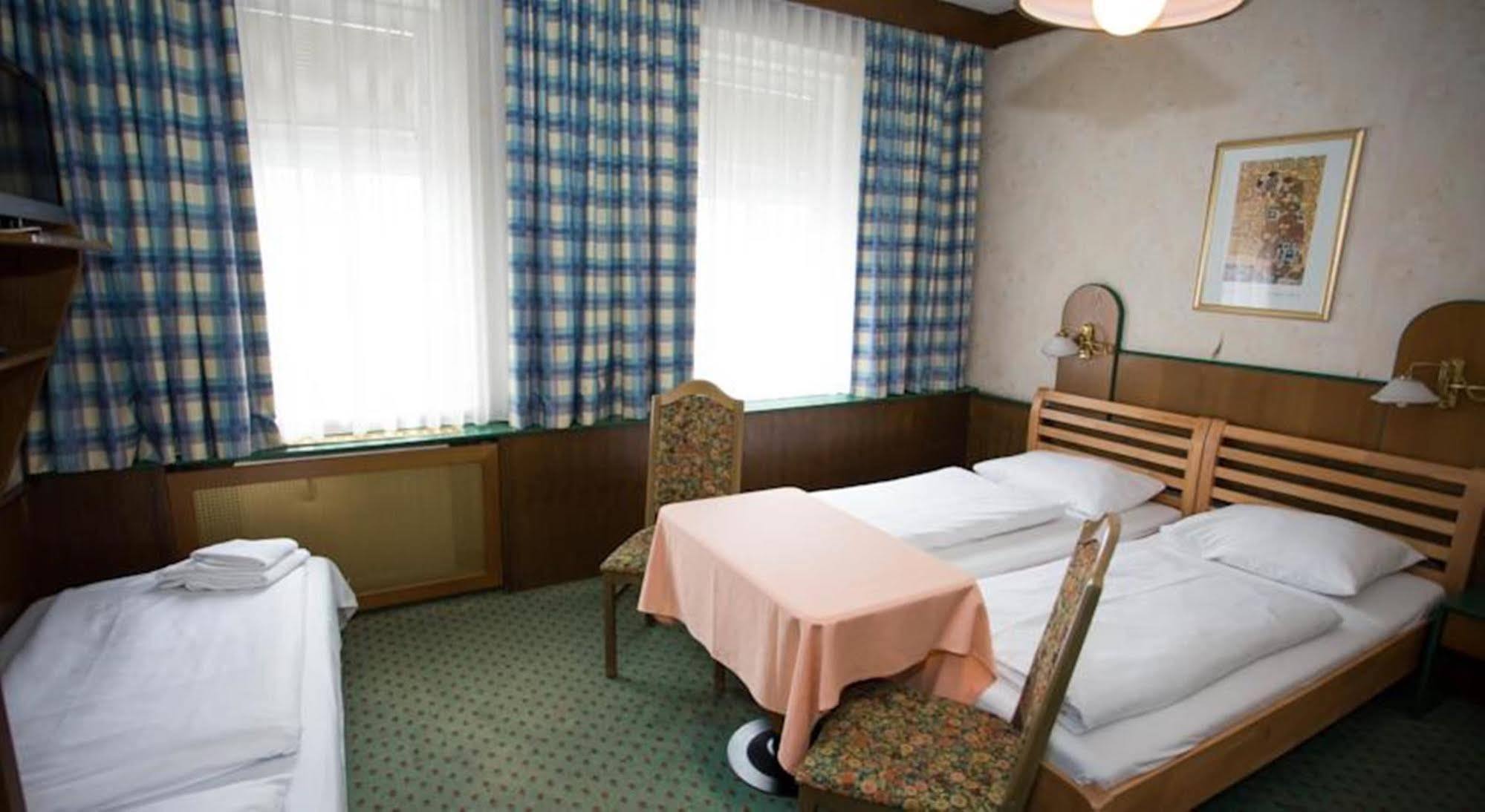 Hotel Hadrigan Виена Екстериор снимка
